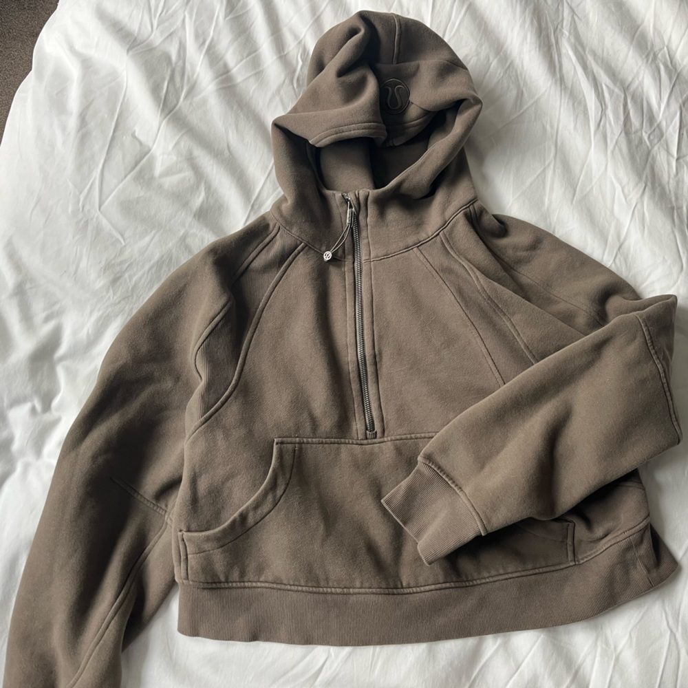 Java Lululemon Scuba great condition!